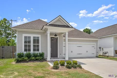 15042 Vintage Jade Ct, Baton Rouge, LA 70817