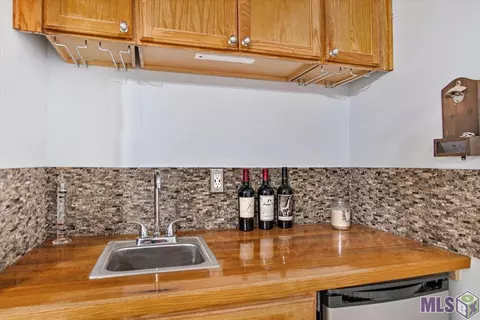 7327 Melpomene Dr, Baker, LA 70714 photo 8