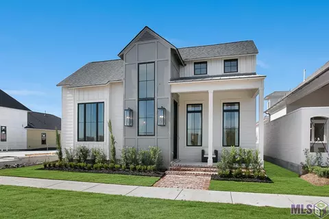 13735 Golden Holly Ln, Baton Rouge, LA 70810