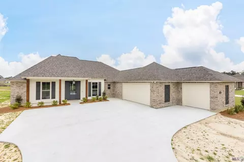 14156 Kaden Creek Dr, Walker, LA 70785