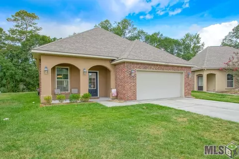 42305 Lakestone Dr, Prairieville, LA 70769