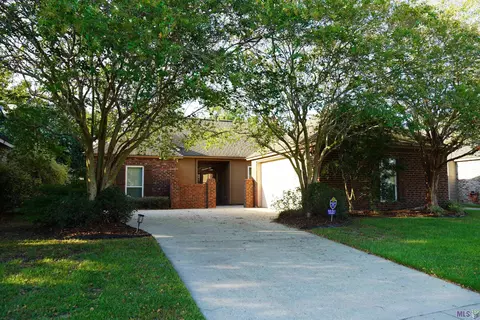 10361 Hillmont Ave, Baton Rouge, LA 70810