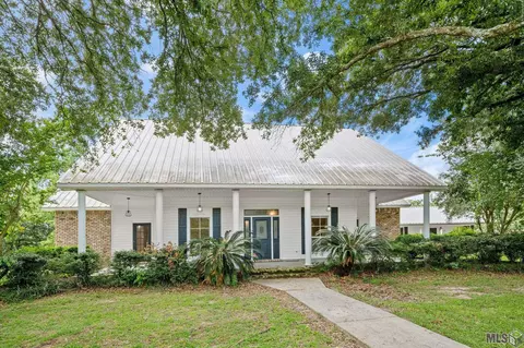 43055 Norman Dyer Ln, Gonzales, LA 70737