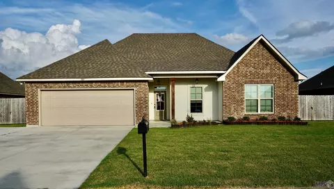 365 King George Dr, Thibodaux, LA 70301