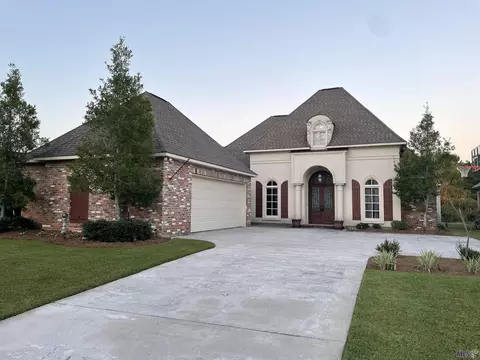 25810 Royal Birkdale, Denham Springs, LA 70726