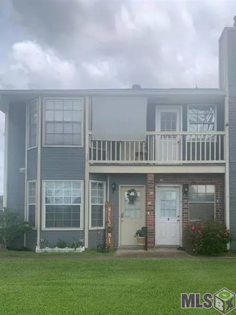 810 Meadow Glen Ave #A, Zachary, LA 70791
