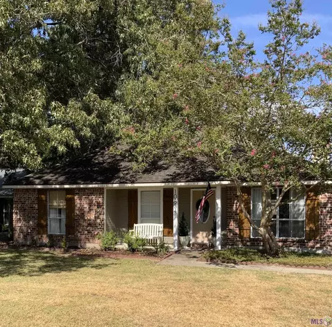 10834 Sugar Pine Dr, Greenwell Springs, LA 70739