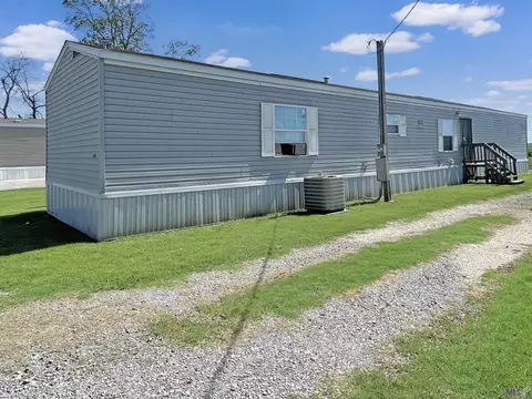 260 Evangeline Dr, Donaldsonville, LA 70346