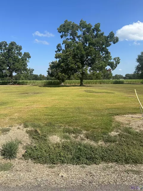 7097 Mitchel Rd, Morganza, LA 70759