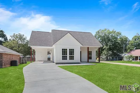 8360 Harold Dr, Denham Springs, LA 70726