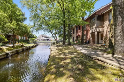 2437 Aubin Ln, Baton Rouge, LA 70816