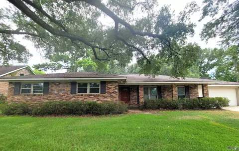 9320 Ventura Dr, Baton Rouge, LA 70815
