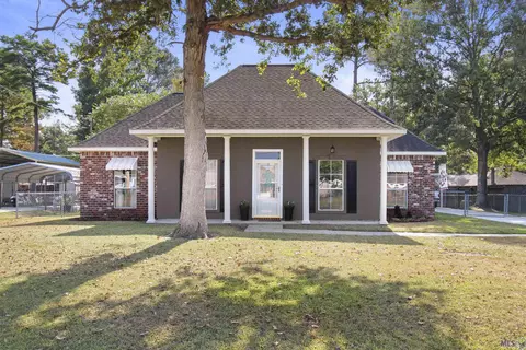 27592 Country Dr, Walker, LA 70785 photo 3