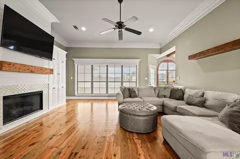 30950 Cambridge Dr, Walker, LA 70785 photo 3