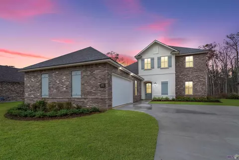 23333 Cypress Cv, Springfield, LA 70462