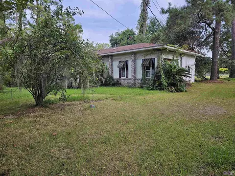 45045 Fontenot Rd, Saint Amant, LA 70774