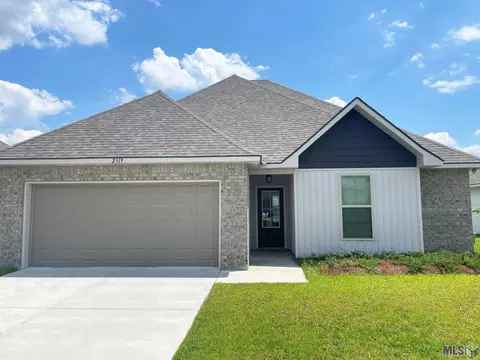 2319 Taylor Dr, Port Allen, LA 70767