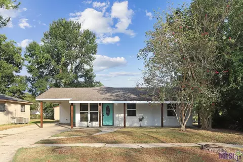 1340 Bellonia Dr, Baton Rouge, LA 70810