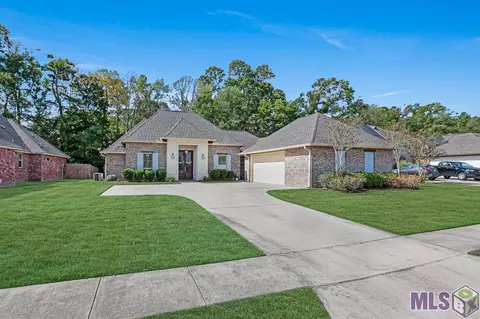 13380 Williamsburg Dr, Walker, LA 70785 photo 2