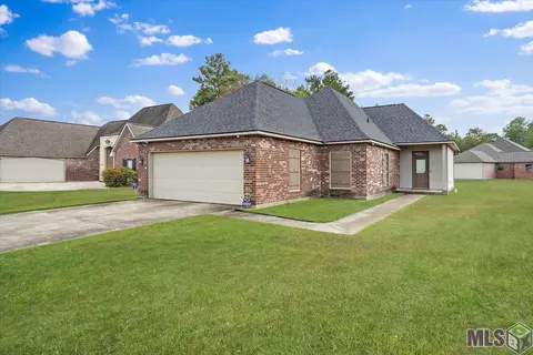38660 Red Bud Ln, Denham Springs, LA 70706