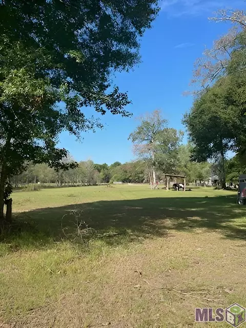 35726 Weiss Rd, Walker, LA 70785 photo 2