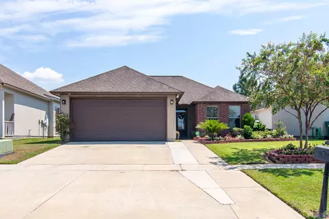 7260 Marshall Bond Dr, Zachary, LA 70791