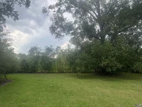 10557 La Hwy 431, Saint Amant, LA 70774