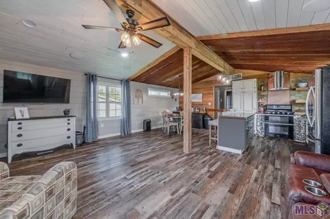 22357 Chinquapin Ave, Maurepas, LA 70449 photo 6