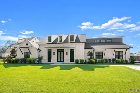 10148 S Vignes Rd, Baton Rouge, LA 70817