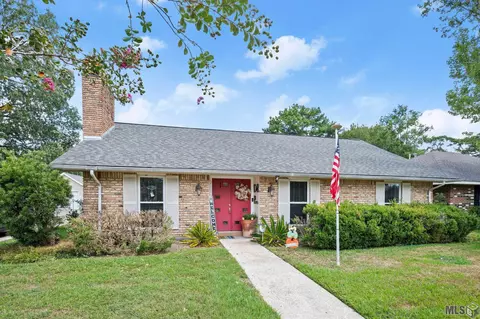 2217 Cully Dr, Baton Rouge, LA 70816