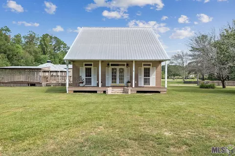 19211 Mclin Rd, Livingston, LA 70754