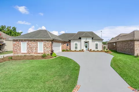 28010 Great Eagle Ave, Walker, LA 70785