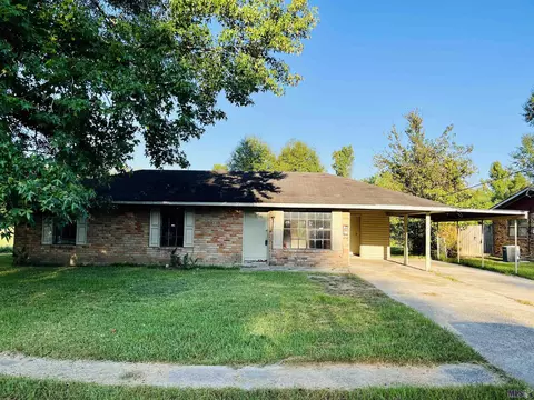 401 Cypress Dr, Baker, LA 70714