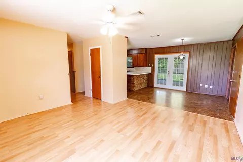 309 Sinbad St, Baker, LA 70714 photo 4