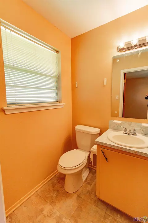 309 Sinbad St, Baker, LA 70714 photo 8