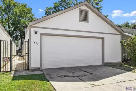 1827 Stonegate Dr, Baton Rouge, LA 70815
