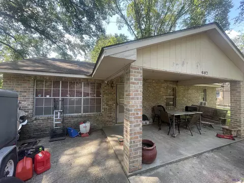 607 Ray Weiland Dr, Baker, LA 70714 photo 1