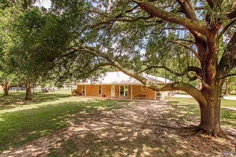 43231 N John Templet Rd, Gonzales, LA 70737