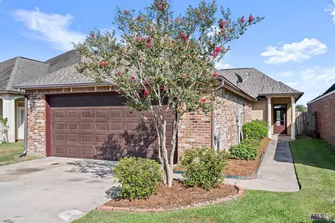 631 Spring Cove Dr, Baton Rouge, LA 70810