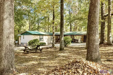 421 Burton St, Greensburg, LA 70441