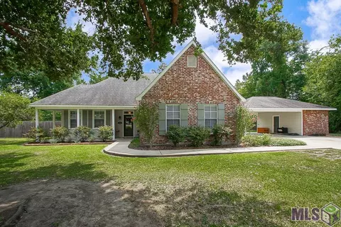 4960 Cotonnier St, Oscar, LA 70762