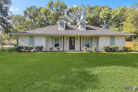 28781 Norwood Dr, Livingston, LA 70754