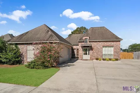 37711 Rue De Vior, Denham Springs, LA 70706
