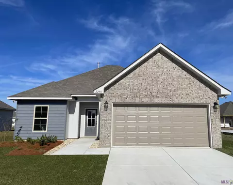 2298 Taylor Dr, Port Allen, LA 70767