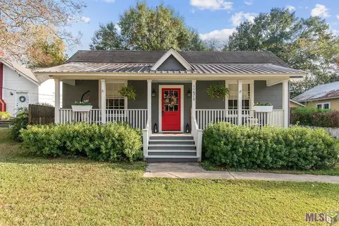 11670 Ferdinand St, Saint Francisville, LA 70775