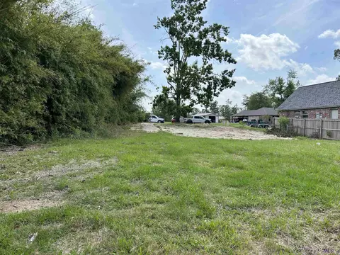 20655 Buns Ln, Springfield, LA 70462 photo 2
