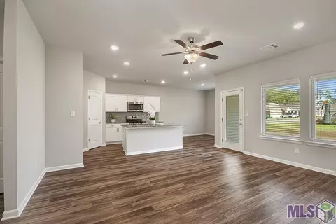 13769 Wincrest Dr, Walker, LA 70785 photo 5