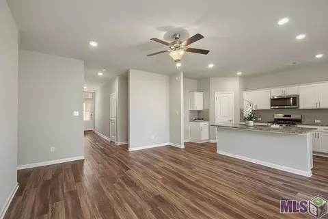 13769 Wincrest Dr, Walker, LA 70785 photo 6