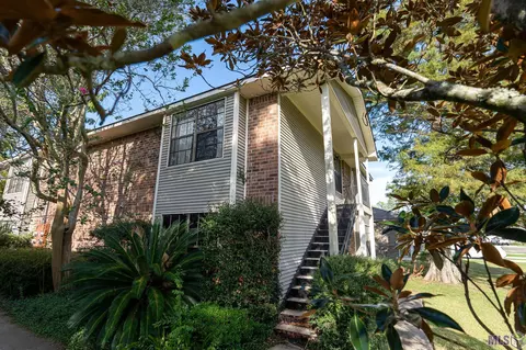 915 W Macci St #22-D, Gonzales, LA 70737