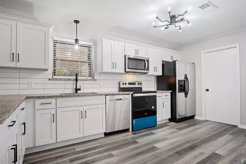 302 Celeste Dr, Baker, LA 70714 photo 7